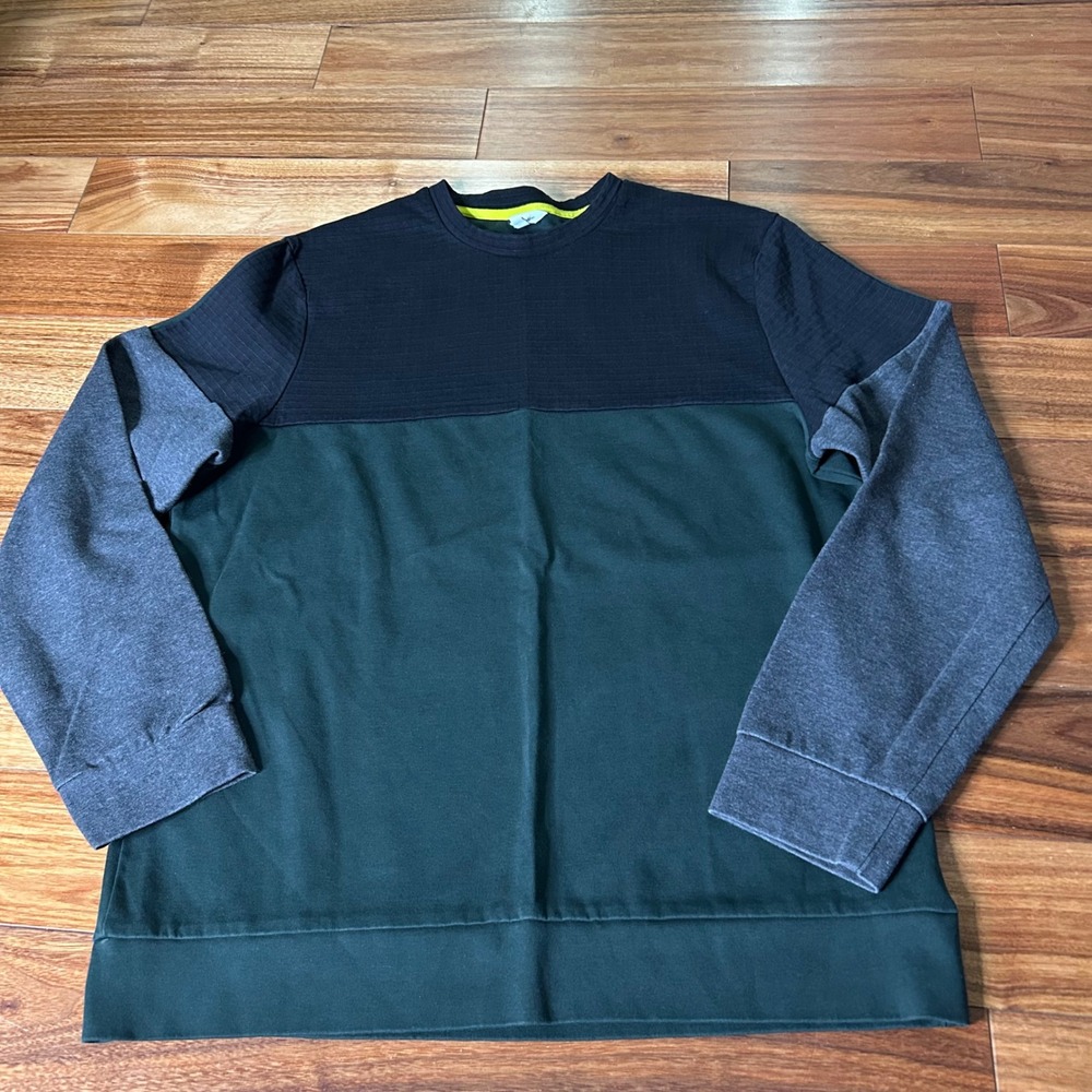 Calvin Klein Mens Color‎ Block Crew Neck Long Sleeve Pullover Top
